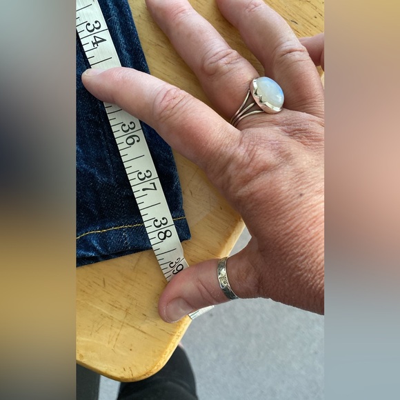 Jimmy Taverniti Denim Jeans. Distressed Wash, Button Fly Anti-Exposure. Size 34. - Picture 12 of 12